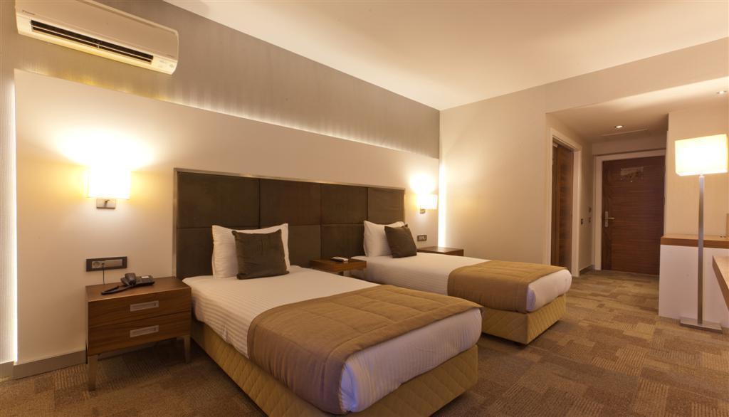 Kalinda Inn Hotel Ilica Кешме Экстерьер фото